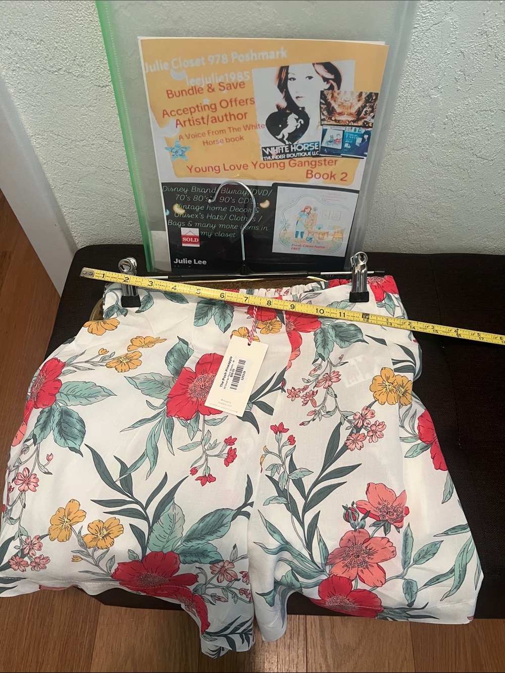 #2210**Floral Drawstring Women's Skort - White with Red & Yellow Blooms - Picture 6 of 16